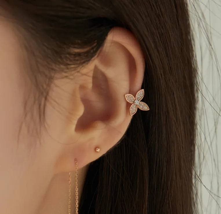 14K Solid Gold Cz Flower Cartilage Helix Conch Internally Threaded Flat Back Earring Labret