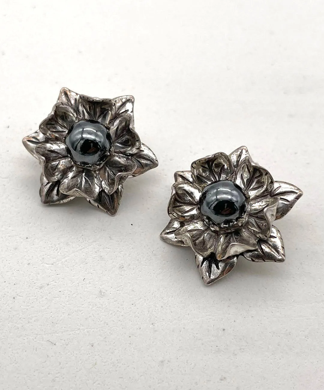 【USA輸入】ヴィンテージ スターリングシルバー フラワー カボション イヤリング/Vintage Sterling Flower Cabochon Clip On Earrings