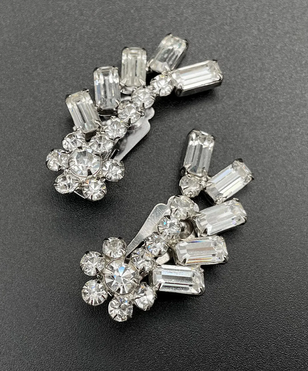 【USA輸入】ヴィンテージ フラワー クリアビジュー イヤリング/Vintage Flower Clear Bijou Clip On Earrings