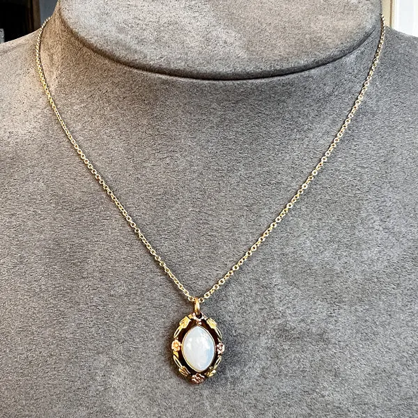 Vintage Opal Pendant